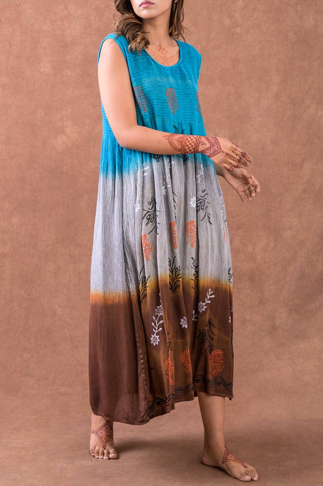 Bohemian tie dye sleeveless midi dress: TEAL / ONESIZE