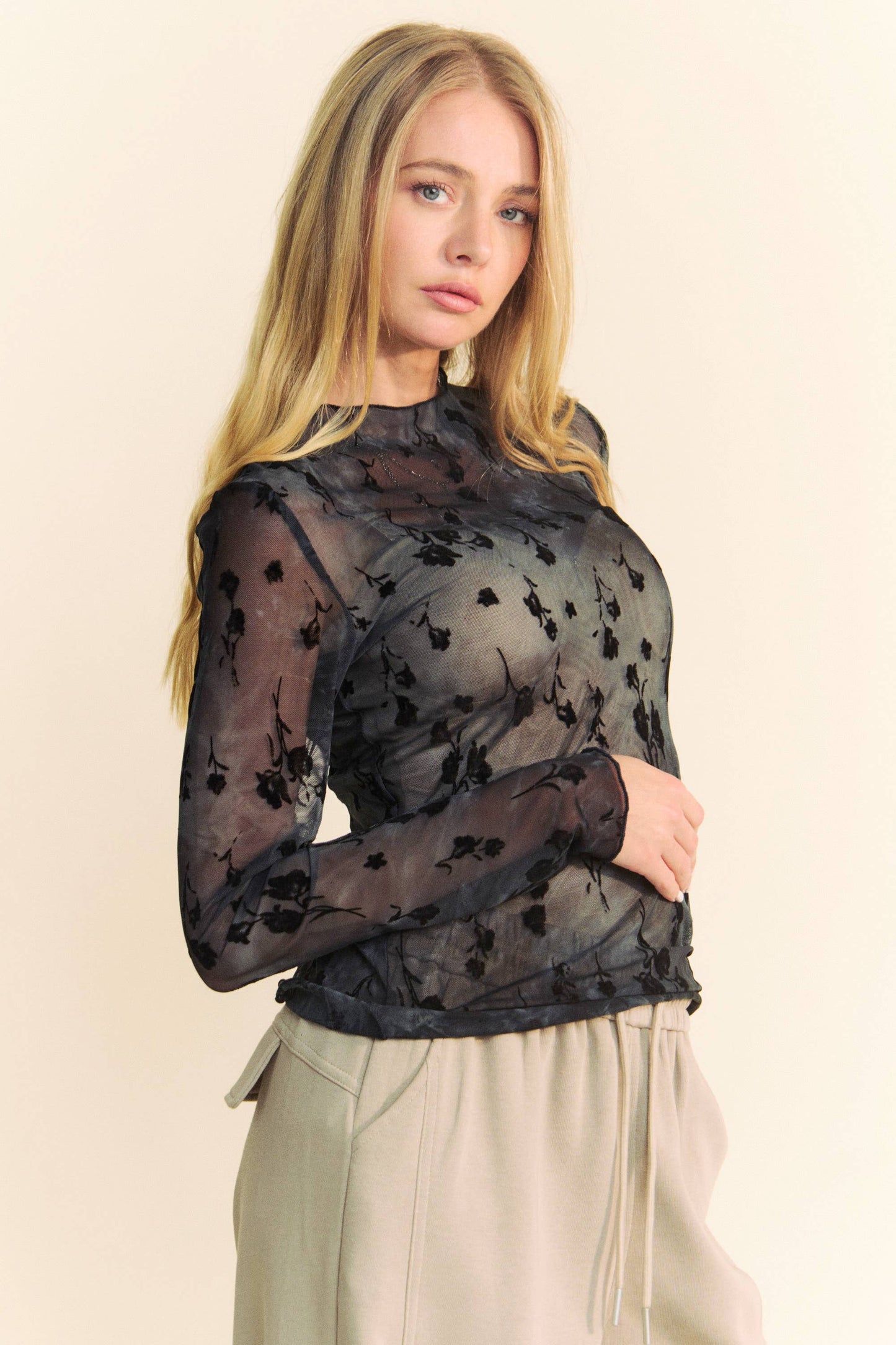 PLUS FLORAL MESH LONG SLEEVE SHEER LAYERING TOP: CREAM LATTE / 2XL