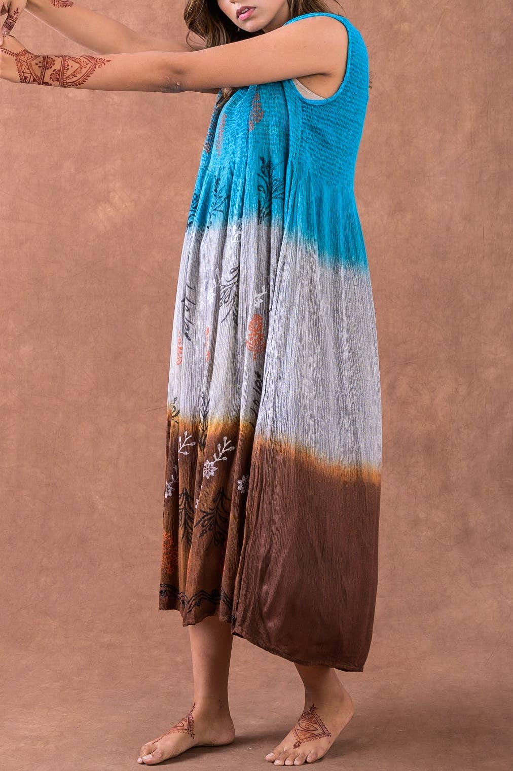 Bohemian tie dye sleeveless midi dress: TEAL / ONESIZE