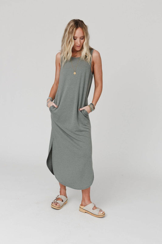 Cassie Sleeveless Pocket Maxi Dress - Light Olive: M